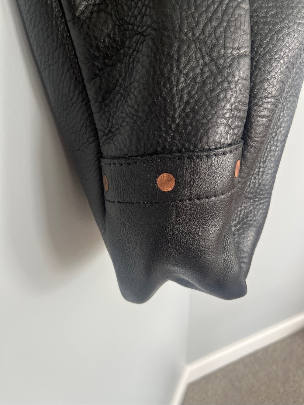 KMM & CO Black Leather Tote with Copper Stud Details - Picture 3 of 13